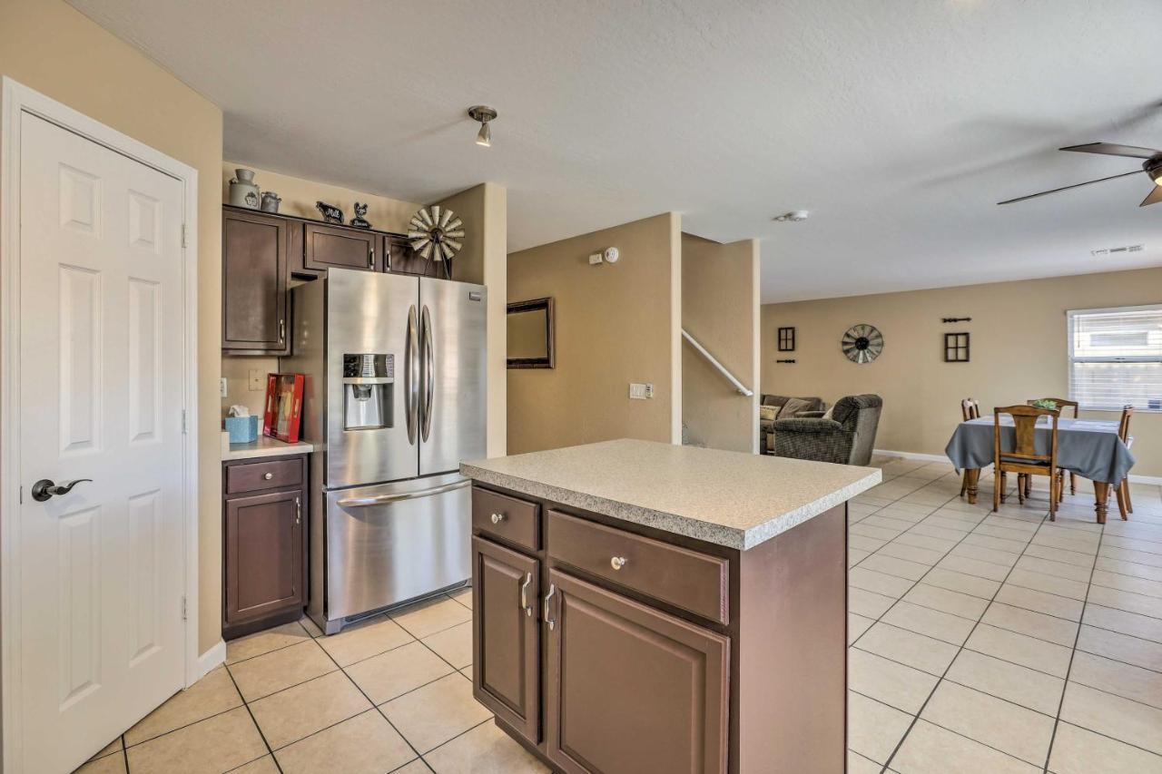 Dreamy El Mirage Oasis Less Than 12 Mi To Golf And Hike Exterior photo