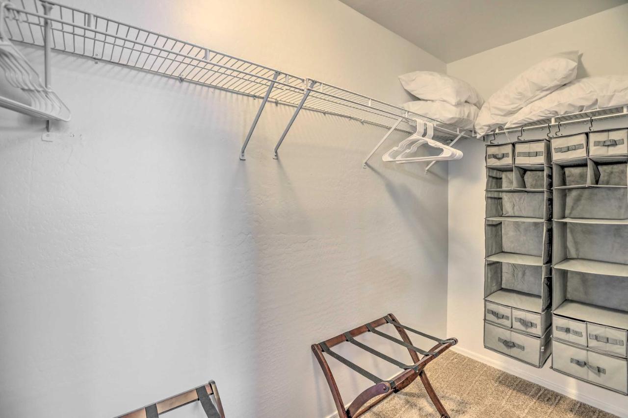 Dreamy El Mirage Oasis Less Than 12 Mi To Golf And Hike Exterior photo